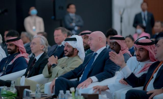 1675602877933096948.jpeg 2-俄罗斯足协主席久科夫(左二)就座于VIP中央位置.jpeg