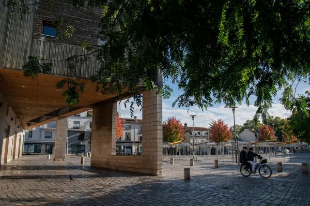 1665994404131009590.jpg 16nba-victor4-superJumbo.jpg